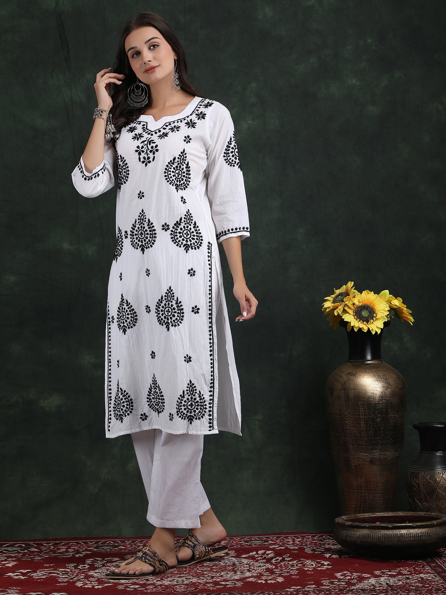 Label Preesha Chikankari kurti