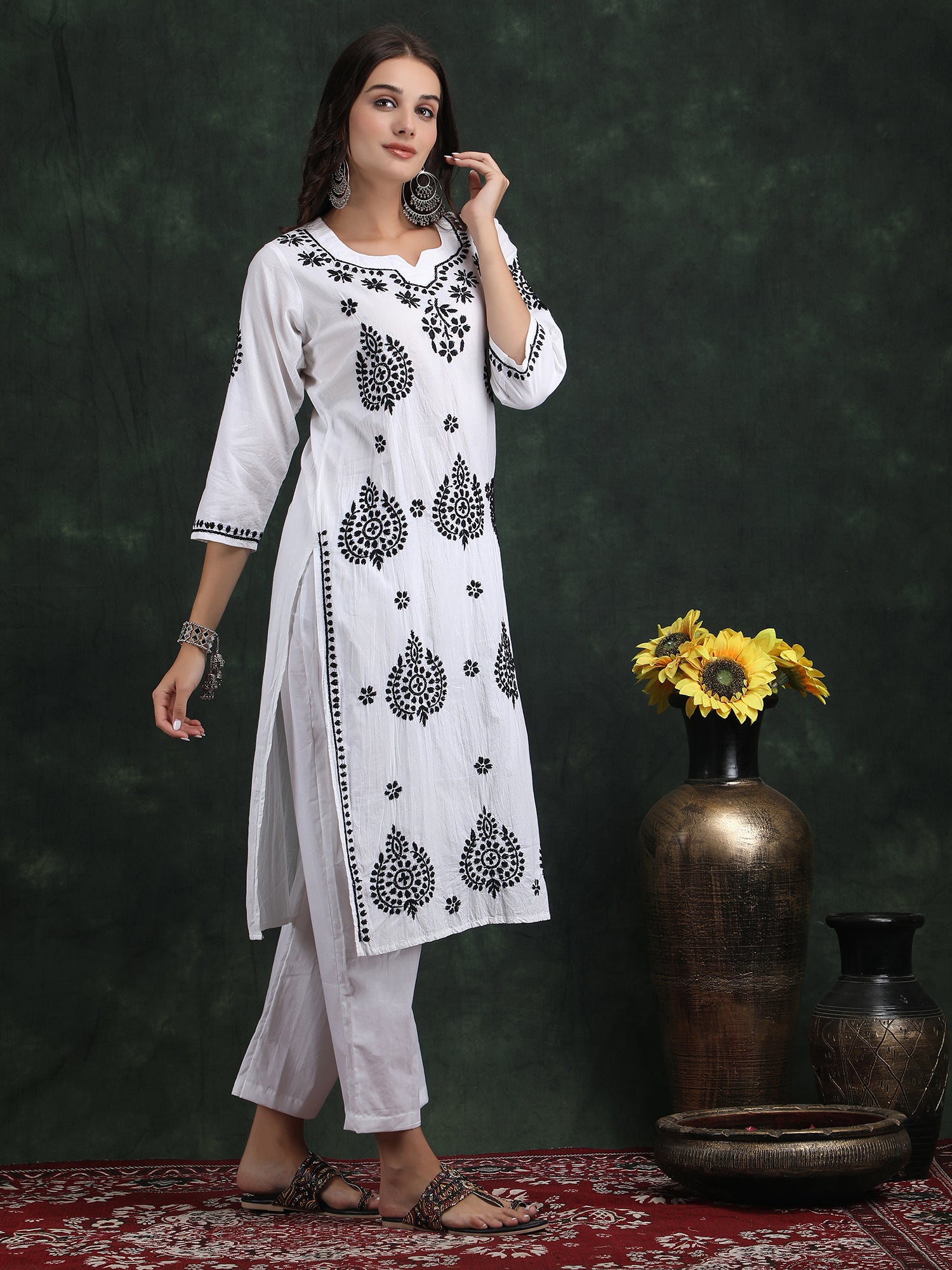 Label Preesha Chikankari kurti